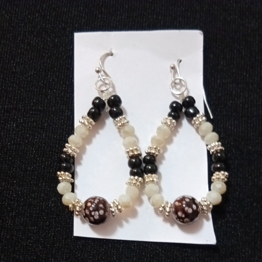 Handmade Elegant Black and Cream Beaded Earrings